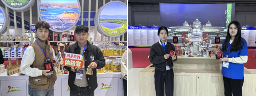 尊龙凯时药酒展位观众热情互动